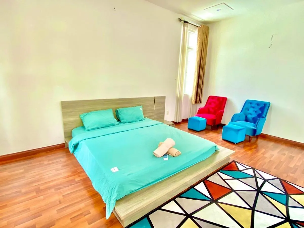 Gem Villa 15, Biet Thu 8 Phong Ngu Lon, Ho Boi Lon Hô Chi Minh-Ville 0*,