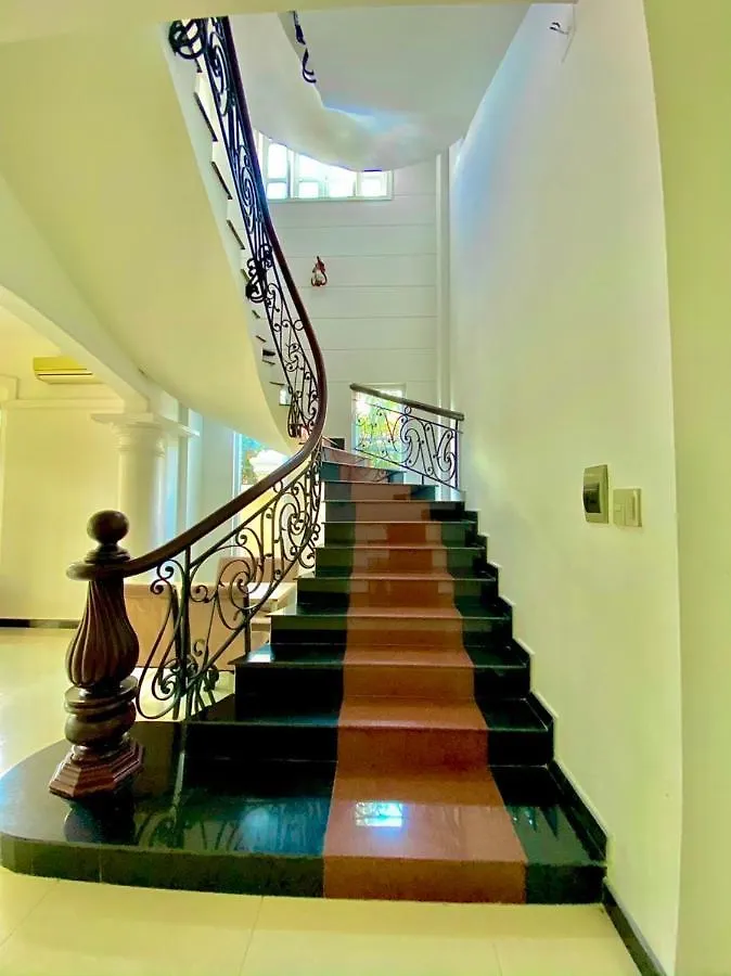 Gem Villa 15, Biet Thu 8 Phong Ngu Lon, Ho Boi Lon Hô Chi Minh-Ville