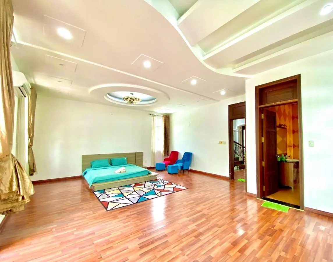 Gem Villa 15, Biet Thu 8 Phong Ngu Lon, Ho Boi Lon Hô Chi Minh-Ville
